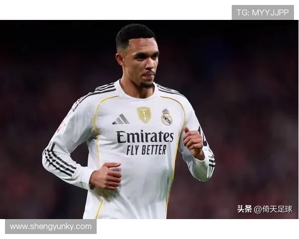 特伦特·亚历山大-阿诺德vs阿什拉夫：组织能力与速度差异解析