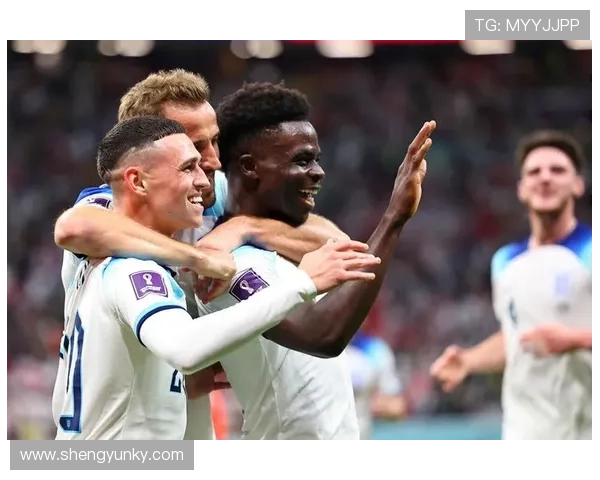 萨卡与福登：边路核心和中路组织者的功能差异解析