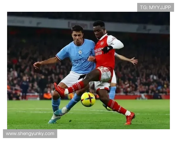 萨卡 vs 英超顶级边锋：数据与关键战表现是否已位居首位？