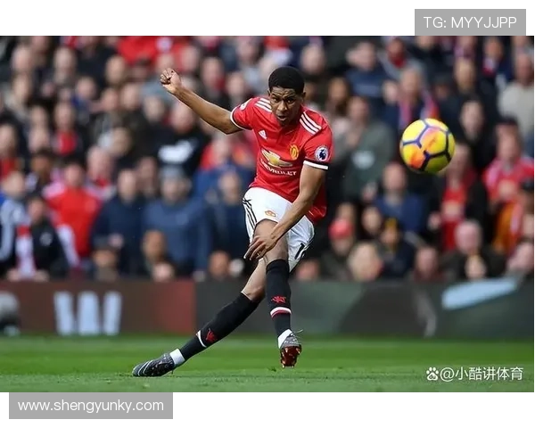 拉什福德对阵顶级后卫时的速度优势解析