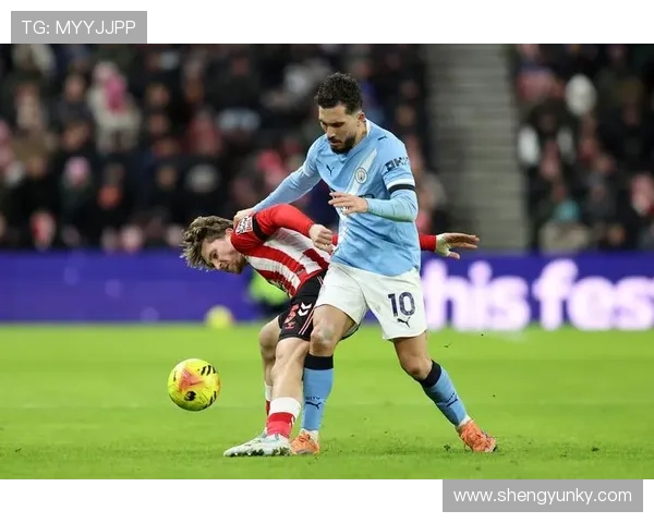 曼城王朝统治力面临挑战,英超竞争格局调整,稳定性逐步反映变化。 曼城王朝统治力面临挑战,英超竞争格局调整,稳定性逐步反映变化。